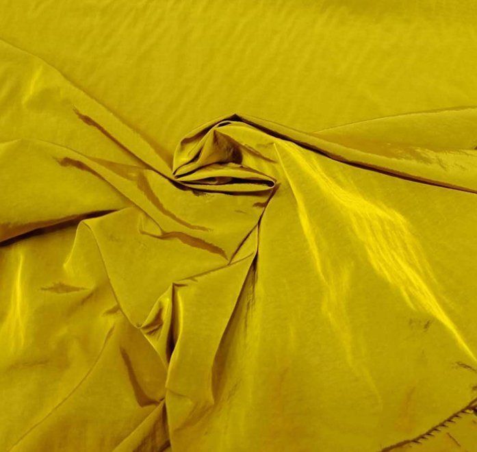 380t 주름진 20d 청동색 70GSM 크레이프 메탈릭 패션 나일론 태피터 다운 재킷 코트용 직물(3)